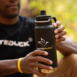Aislado 32 oz con tapa Chug 